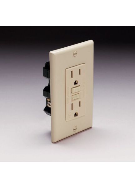 Marinco Ivory Ground Fault Circuit Interrupter